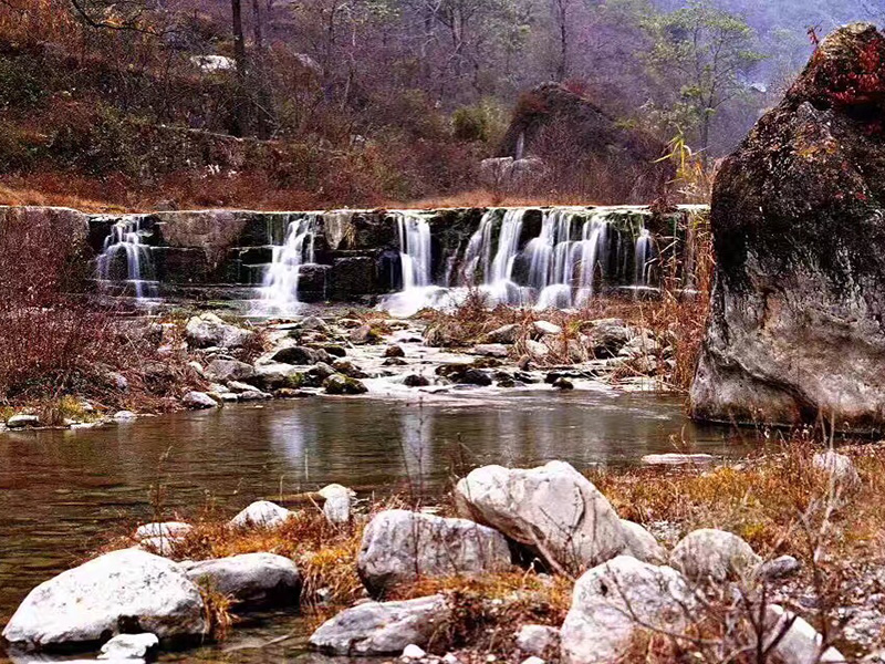 一起来太行，一起去写生，一起照合影，一起观景，一起画画，一起……